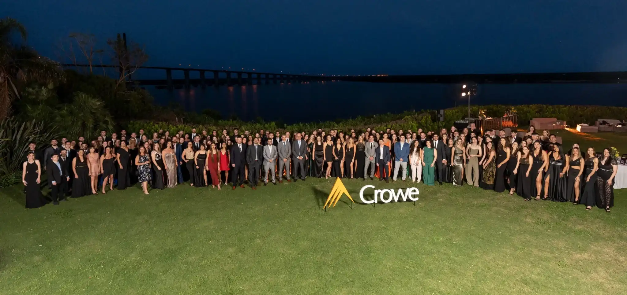 Crowe Equipo